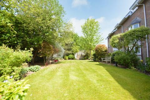2 bedroom retirement property for sale - Bridge Street, Walton-on-Thames, KT12