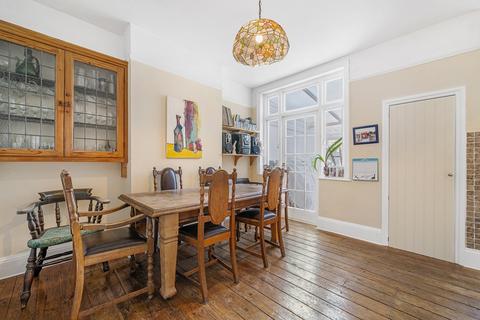 31 Amesbury Road, Bromley, BR1 2QJ