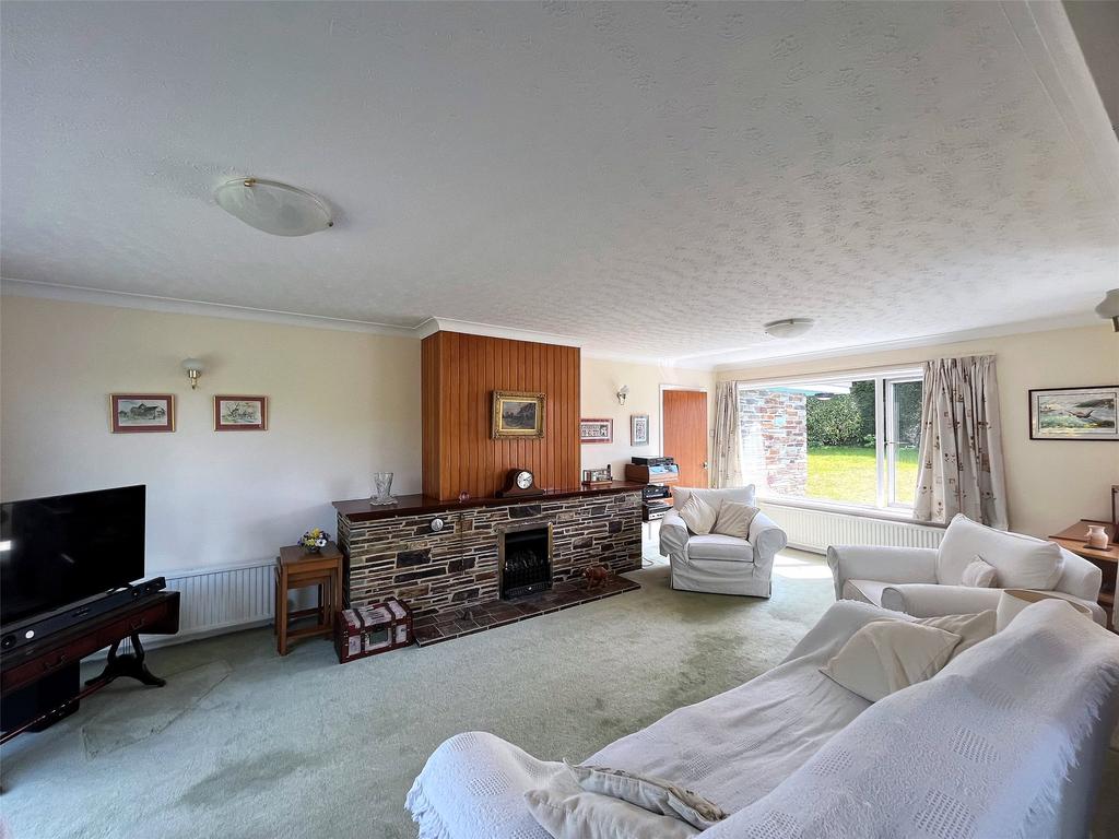 Athelstan Park, Bodmin, Cornwall, PL31 6 bed detached house £525,000