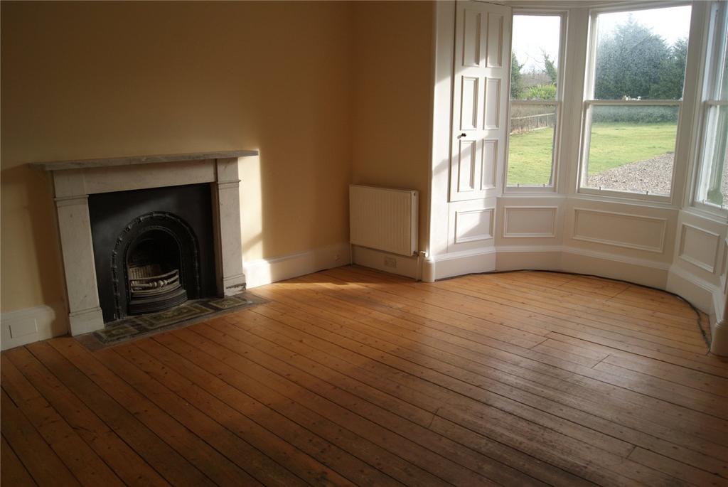 West Philpstoun Farmhouse... 5 bed detached house £1,950 pcm (£450 pw)