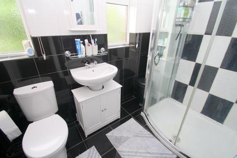 27 Gloucester Crescent, Staines, TW18 1PP