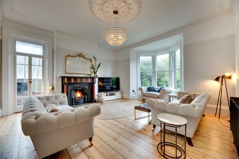 6 bedroom terraced house for sale - Carlton Terrace, Low Fell, Tyne & Wear, NE9