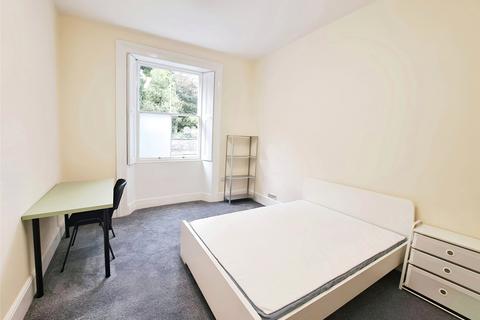 2 bedroom flat to rent, Church Street, Durham, County Durham, DH1