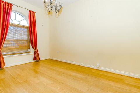 4 bedroom terraced house for sale, Marigold Way, Maidstone, Kent, ME16