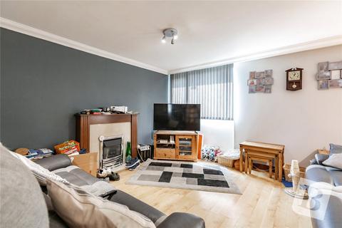 16 Hereford Walk, Basildon, SS14 3RE
