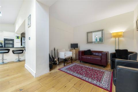 12 The Knoll, Bromley, BR2 7DH