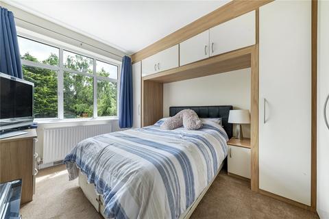 12 The Knoll, Bromley, BR2 7DH