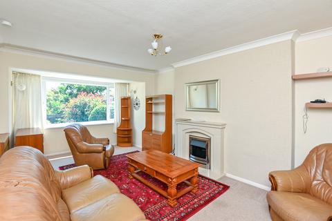 36 Glenthorne Drive, Walsall, WS6 7DD