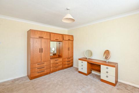 36 Glenthorne Drive, Walsall, WS6 7DD