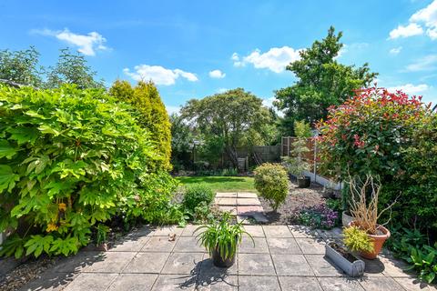 36 Glenthorne Drive, Walsall, WS6 7DD