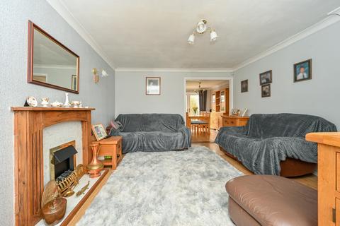 6 Coltsfoot View, Walsall, WS6 7BG