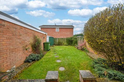 6 Coltsfoot View, Walsall, WS6 7BG