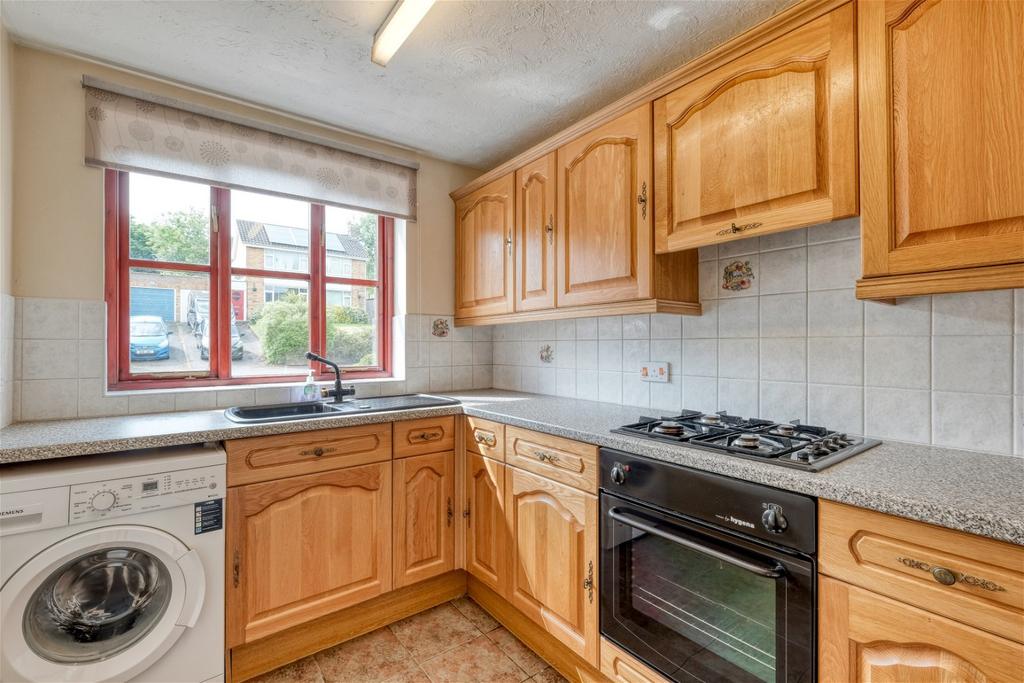 Stourbridge Road, Catshill... 3 bed semidetached house for sale £240,000