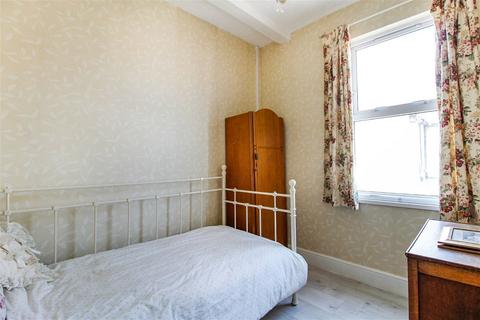 9 North Avenue, Rhyl, LL18 1HT