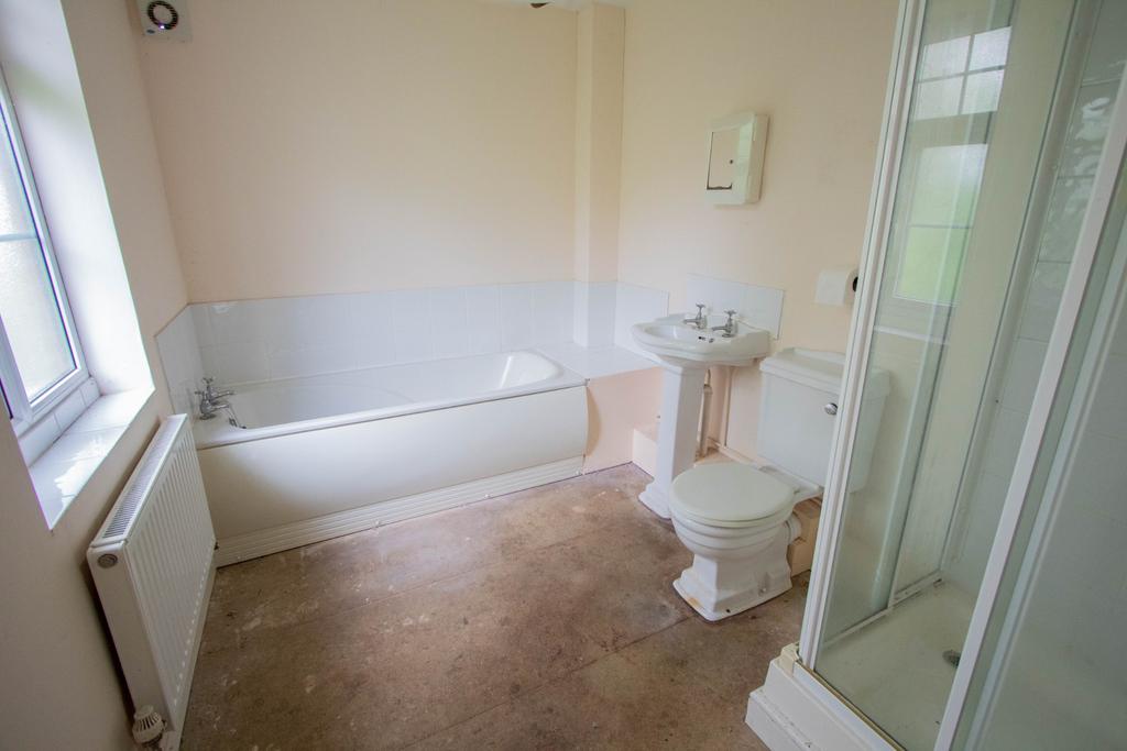 Bath & Shower room