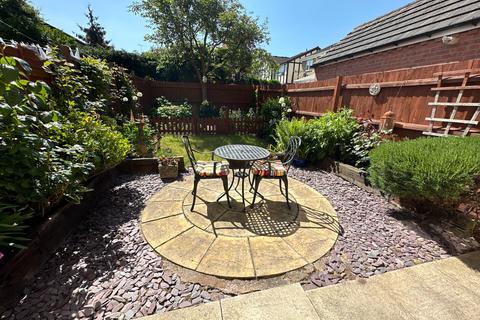 107 Woods Lane, Burton-on-trent, DE15 9DB
