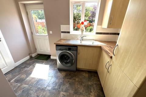 107 Woods Lane, Burton-on-trent, DE15 9DB