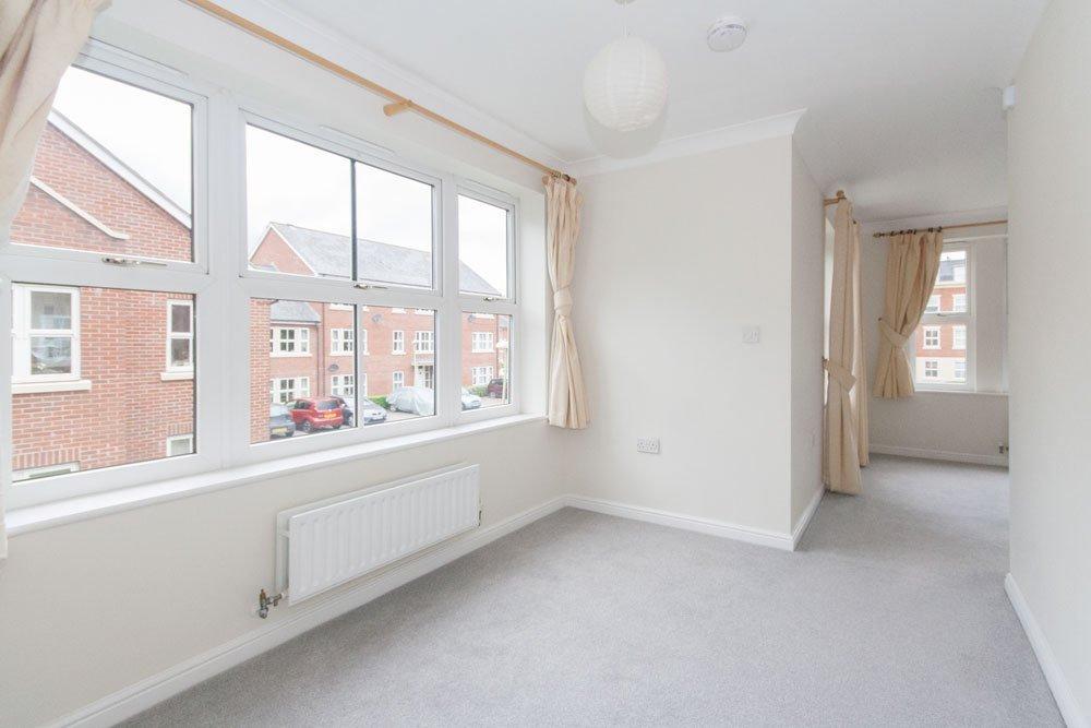 London Road, Gloucester, Gloucestershire, GL1 3PS 2 bed flat £700 pcm