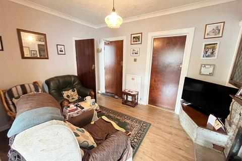 4 bedroom semi-detached house for sale, Morin Road, Preston, Paignton TQ3 2PN