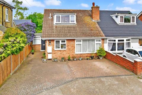 3 bedroom chalet for sale - Sandwich Road, Eythorne, Kent