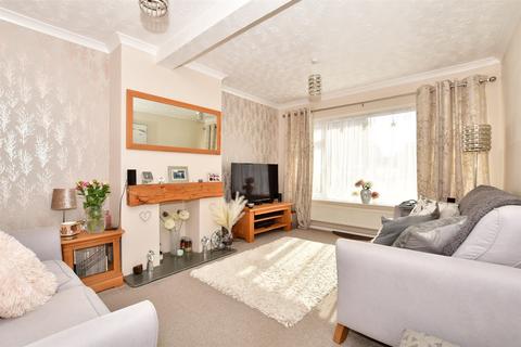 3 bedroom chalet for sale - Sandwich Road, Eythorne, Kent