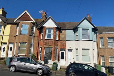 3 bedroom terraced house to rent, Sidley Street, Bexhill-on-Sea TN39