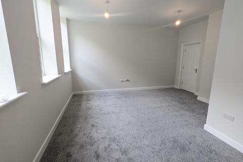 1 bedroom flat to rent, High Street, Kettering, NN16