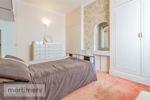 19 Edgeware Road, Blackburn, BB2 6DS