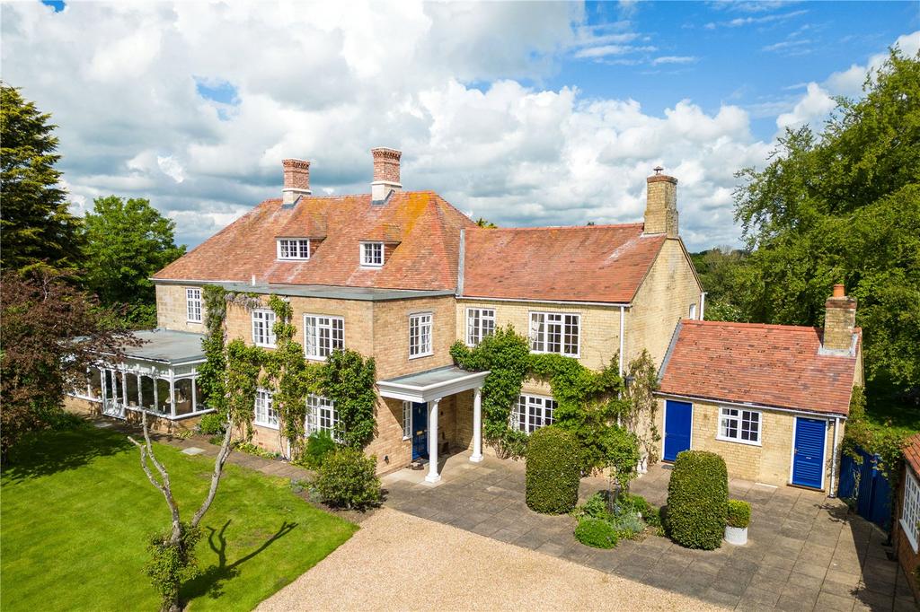 Lawn Hall, Wood Lane, South Kyme, Lincoln, LN4 5 bed detached house for