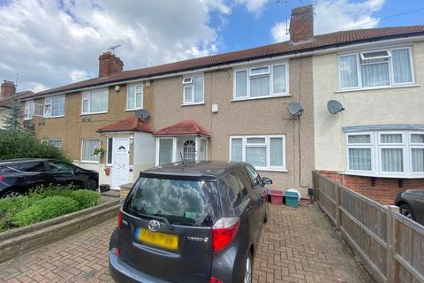 Northumberland Crescent, Feltham, Greater London, TW14