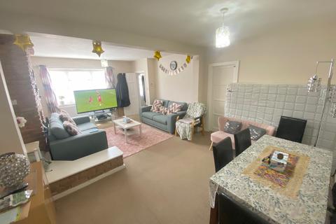 undefined, Northumberland Crescent, Feltham, Greater London, TW14
