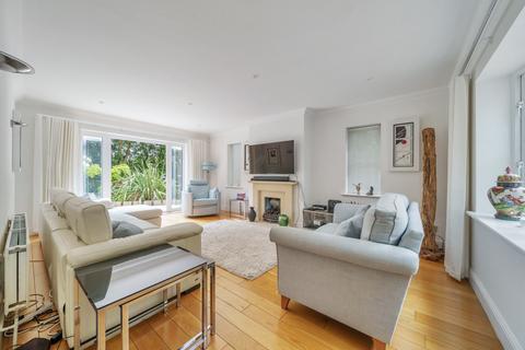 5 bedroom detached house for sale, Spring Road, Sarisbury Green, Southampton, Hampshire, SO31