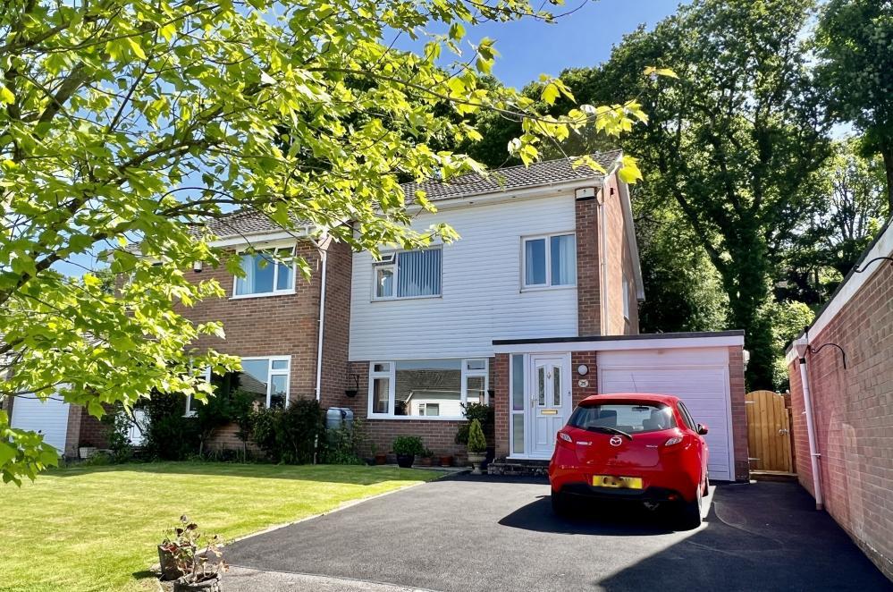 Poulner, Ringwood, BH24 1TF 3 bed semidetached house for sale £415,000