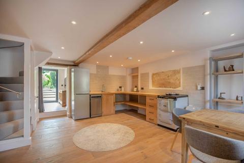 17 Windmill Road, Minchinhampton, Stroud, GL6 9DX