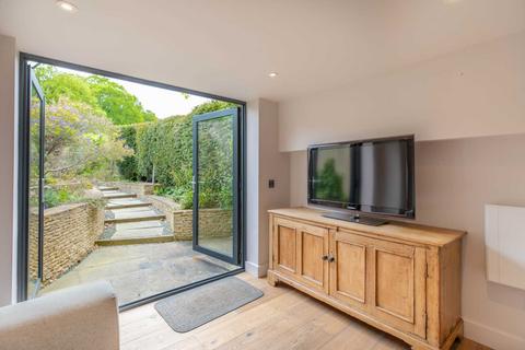 17 Windmill Road, Minchinhampton, Stroud, GL6 9DX