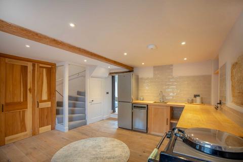 17 Windmill Road, Minchinhampton, Stroud, GL6 9DX