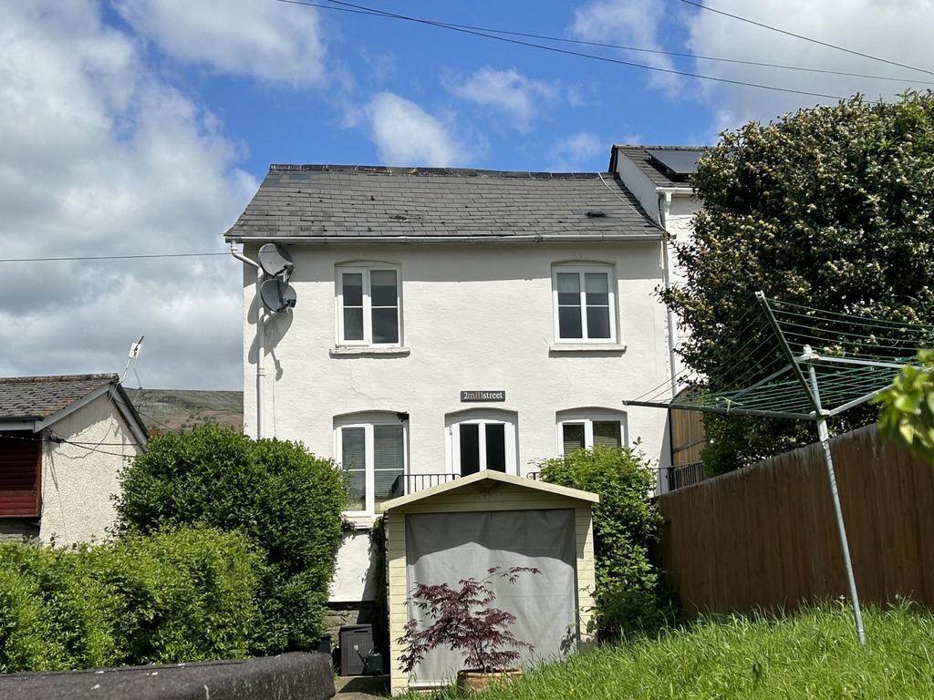 Mill Street, Crickhowell, Powys. 2 bed cottage for sale £325,000