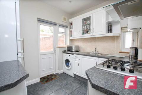 314 Park Avenue, Bushey, WD23 2BJ