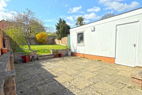 314 Park Avenue, Bushey, WD23 2BJ