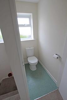 8 Chichester Close, Eastbourne, BN22 0JN