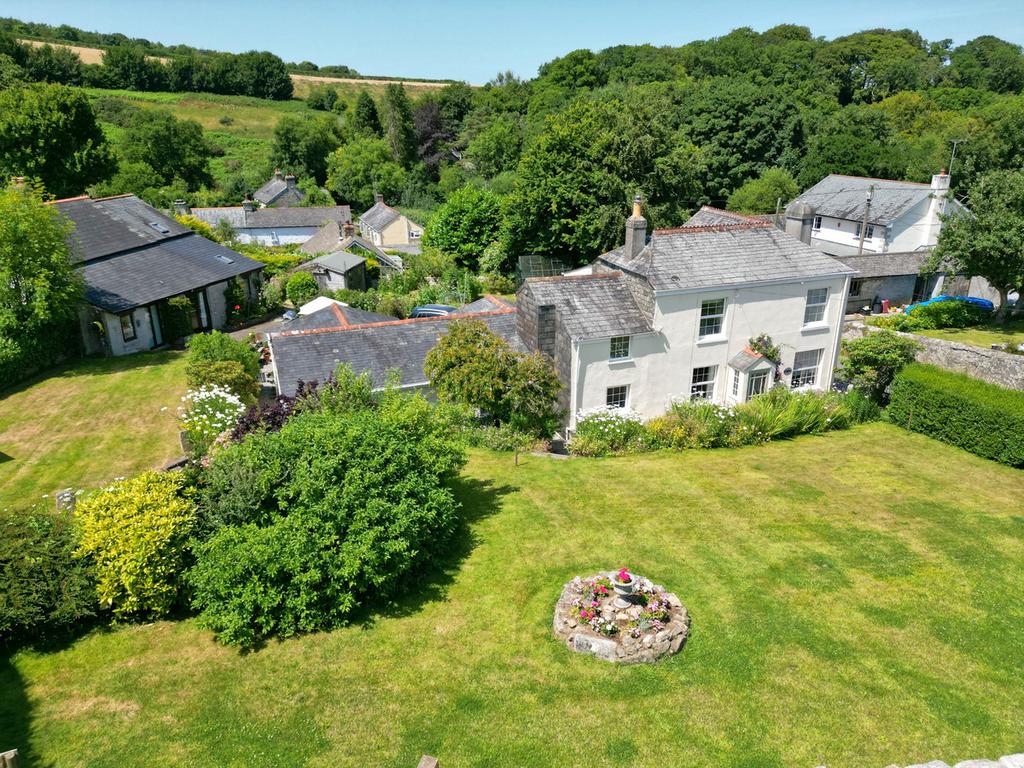 Lower Downgate, Callington, PL17 5 bed country house for sale £700,000