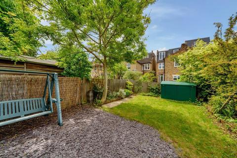 47a Rayleigh Road, London, SW19 3RE