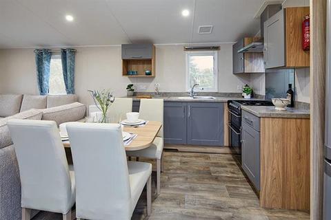 3 bedroom lodge for sale, Mill Rythe Coastal Village Willerby Shoreland, Hayling Island PO11