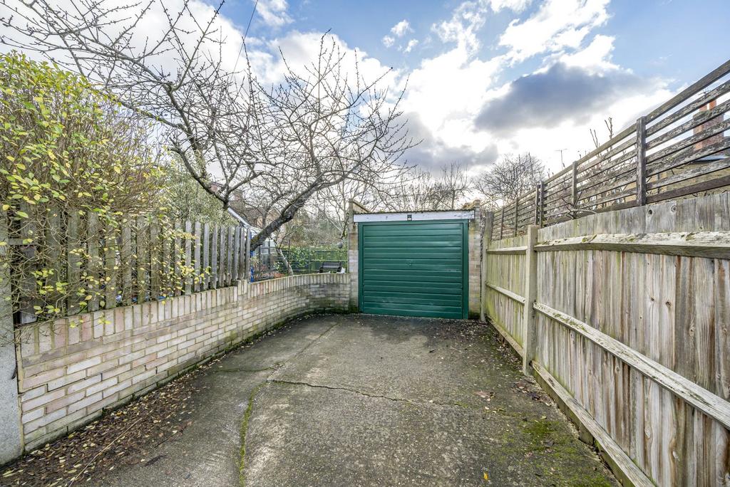 Garage &amp; Parking