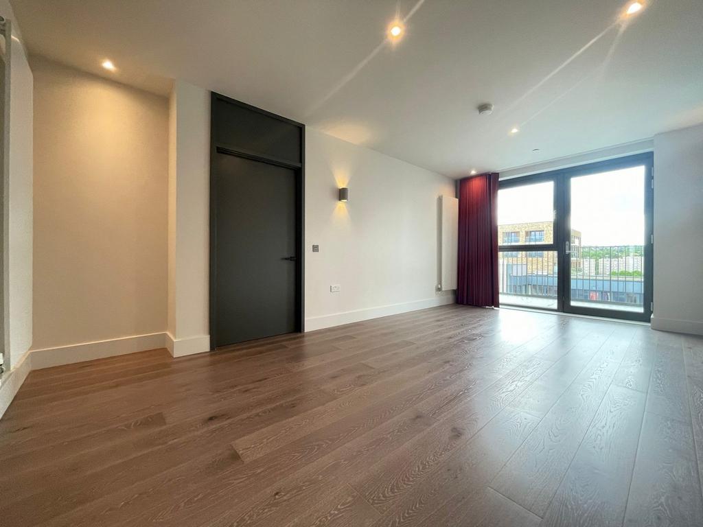 Two Bedroom Penthouse to Rent