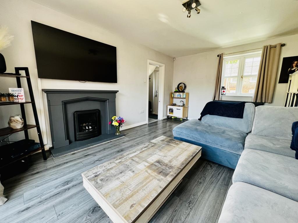 Ann Avenue, Kelloe, Durham, County Durham, DH6 4 bed semidetached