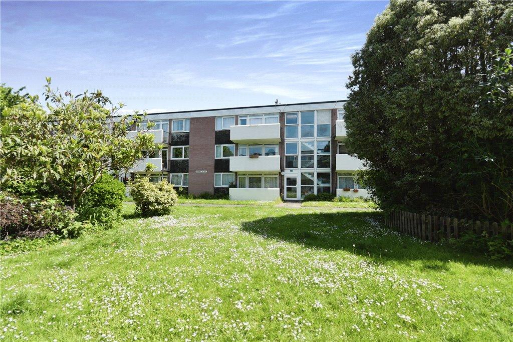 Paimpol Place, Broadwater Road, Romsey, Hampshire 2 bed apartment for