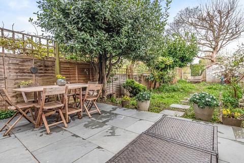 117 Merton Hall Road, London, SW19 3PY