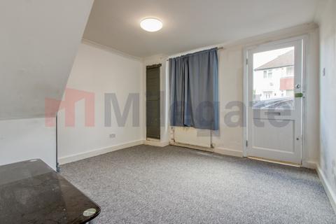 2 bedroom house to rent - Star Lane, Orpington BR5