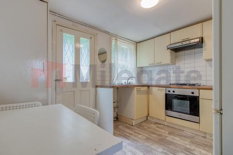 2 bedroom house to rent - Star Lane, Orpington BR5